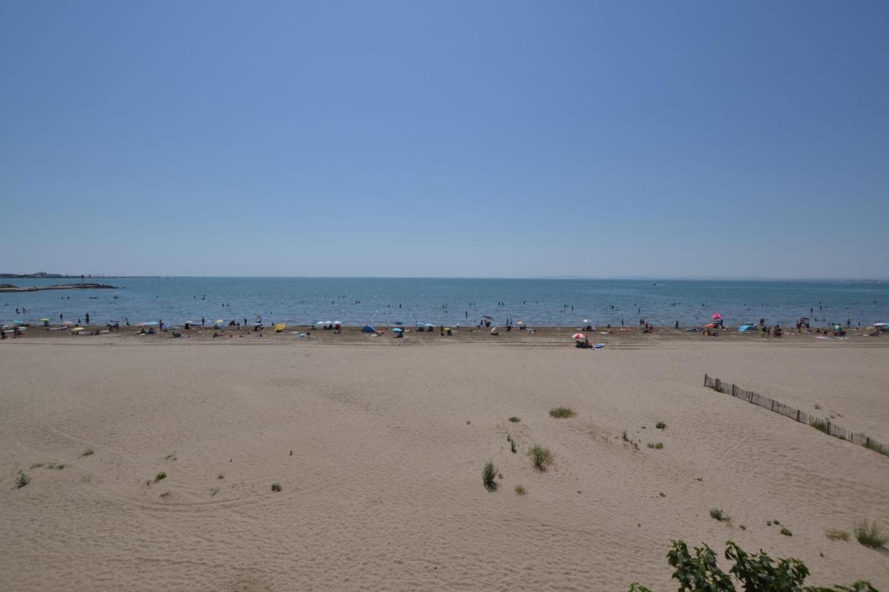 LA RESIDENCE sur la plage Le Grau-du-Roi Extérieur photo